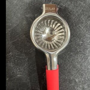 🍋Zulay heavy duty  Citrus Juicer with Red Handle 🍋NWOT